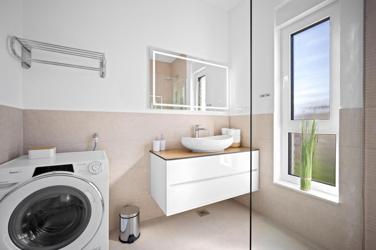 Adriatic Garden Apartments Okrug Gornji Exteriér fotografie