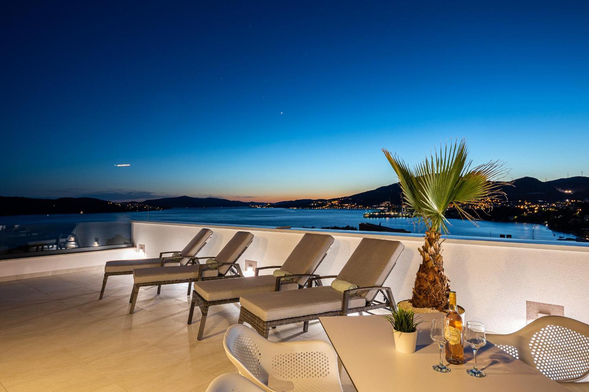 Adriatic Garden Apartments Okrug Gornji Exteriér fotografie